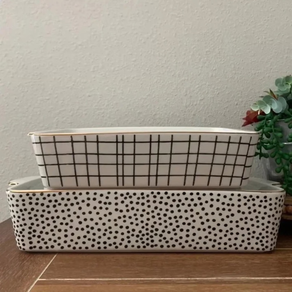 VHTF 2pc New Thyme & Table Rectangle Baker Set Dots & Gridlines - Picture 2 of 4